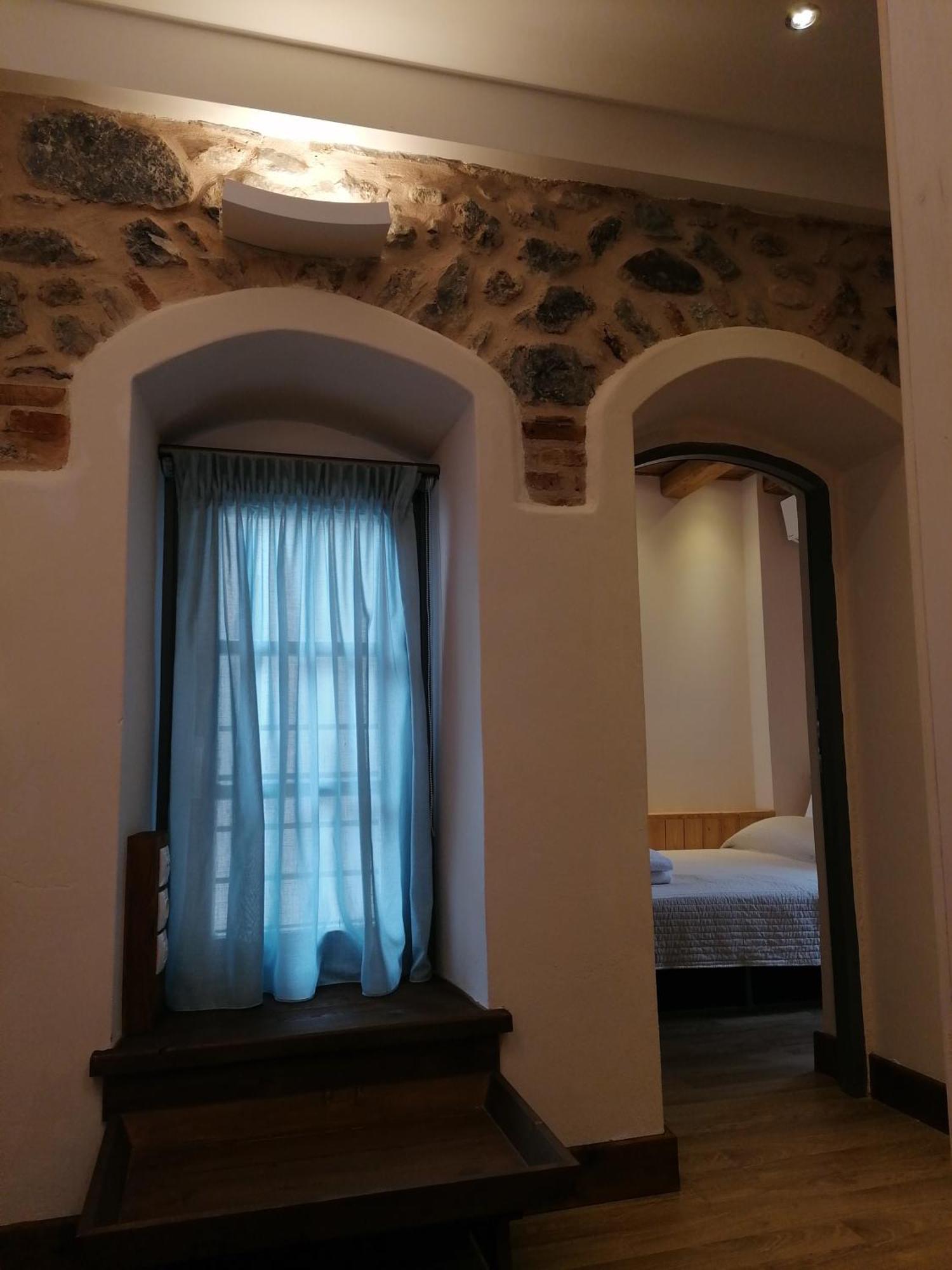 Riverbed Traditional Guest House Litóchoron Bilik gambar